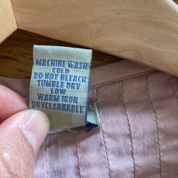 Anthropologie Odille pinkish/lavender shirt. Pleated in front and middle back. - Picture 13 of 13